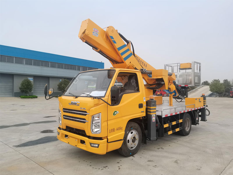 江鈴藍(lán)牌27米直臂伸縮式高空作業(yè)車(chē)